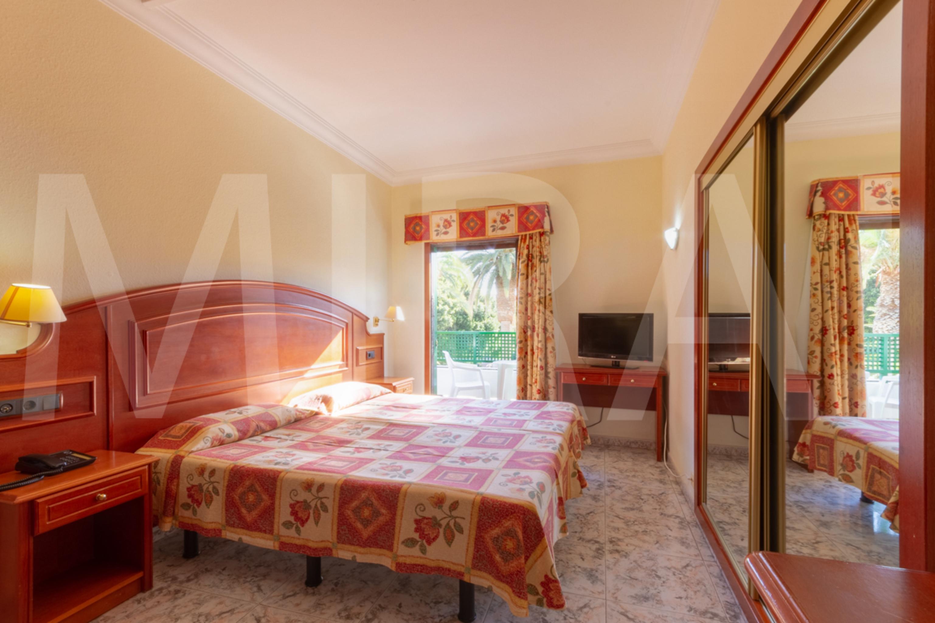 Hotel Tropical ปูแอร์โตเดลาครูซ ภายนอก รูปภาพ