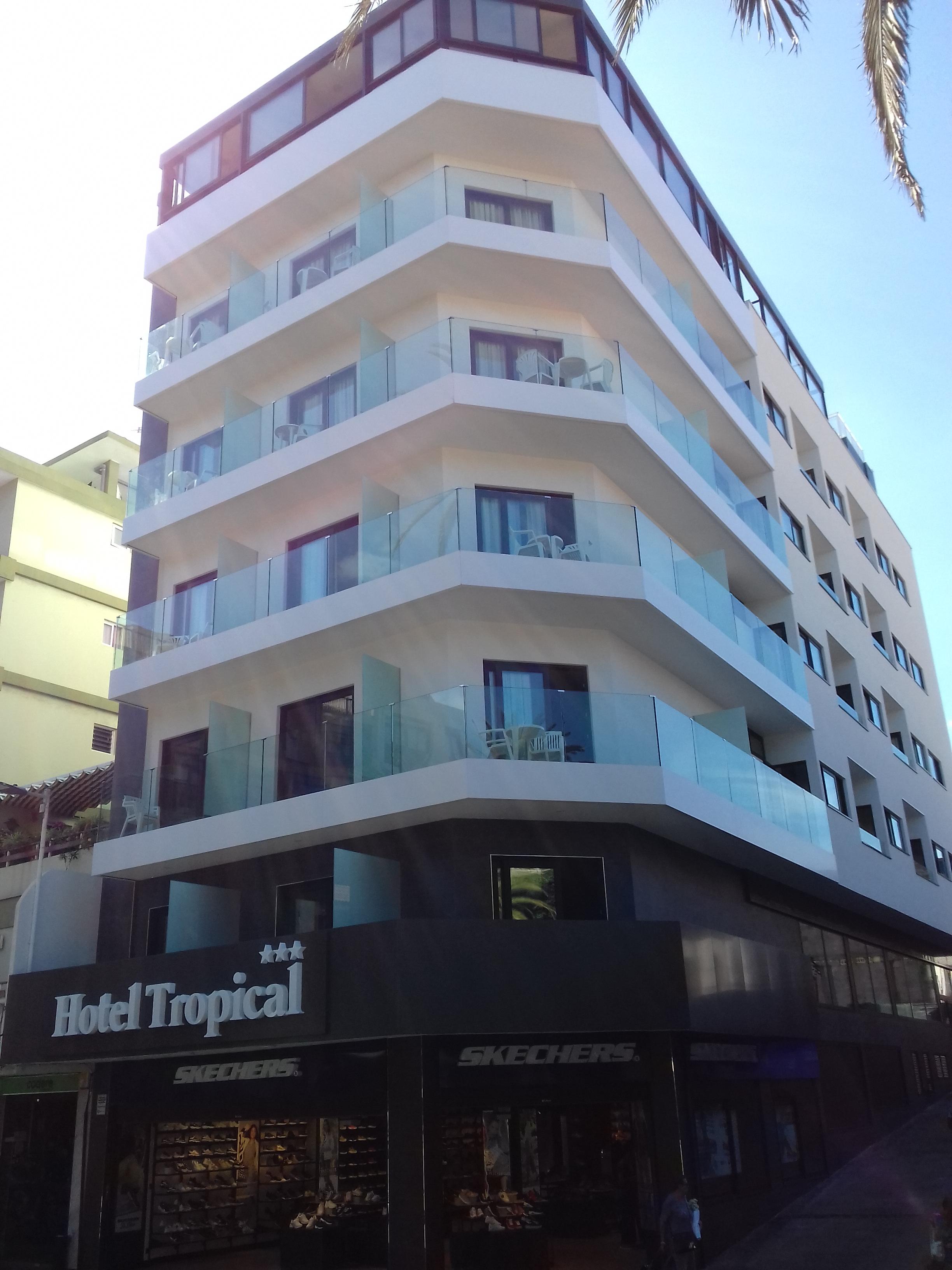 Hotel Tropical ปูแอร์โตเดลาครูซ ภายนอก รูปภาพ
